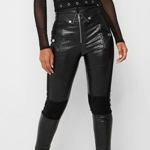 Sleek Black High-Rise Leggings with Glossy Finish